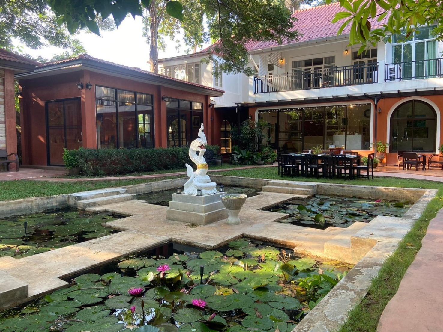 The Journey House Lifestyle Boutique Hotel Kanchanaburi City Exteriör bild