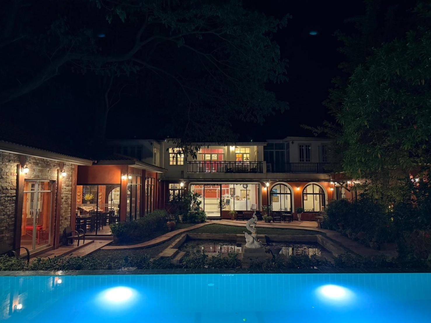 The Journey House Lifestyle Boutique Hotel Kanchanaburi City Exteriör bild