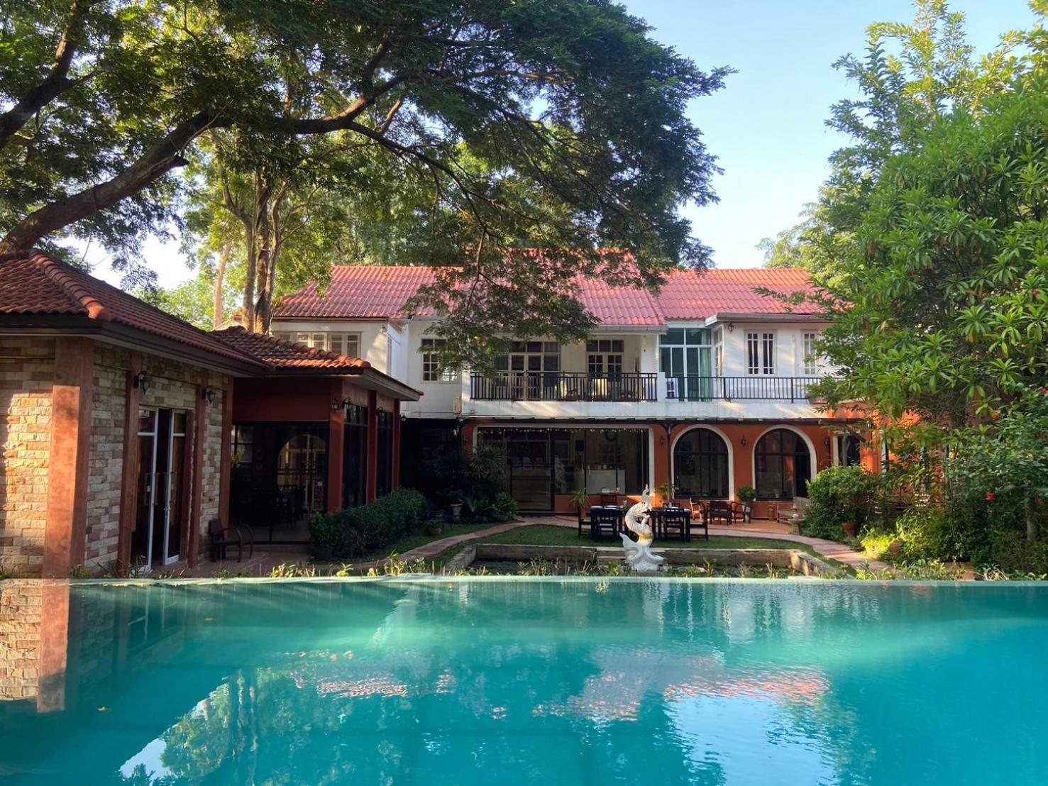 The Journey House Lifestyle Boutique Hotel Kanchanaburi City Exteriör bild